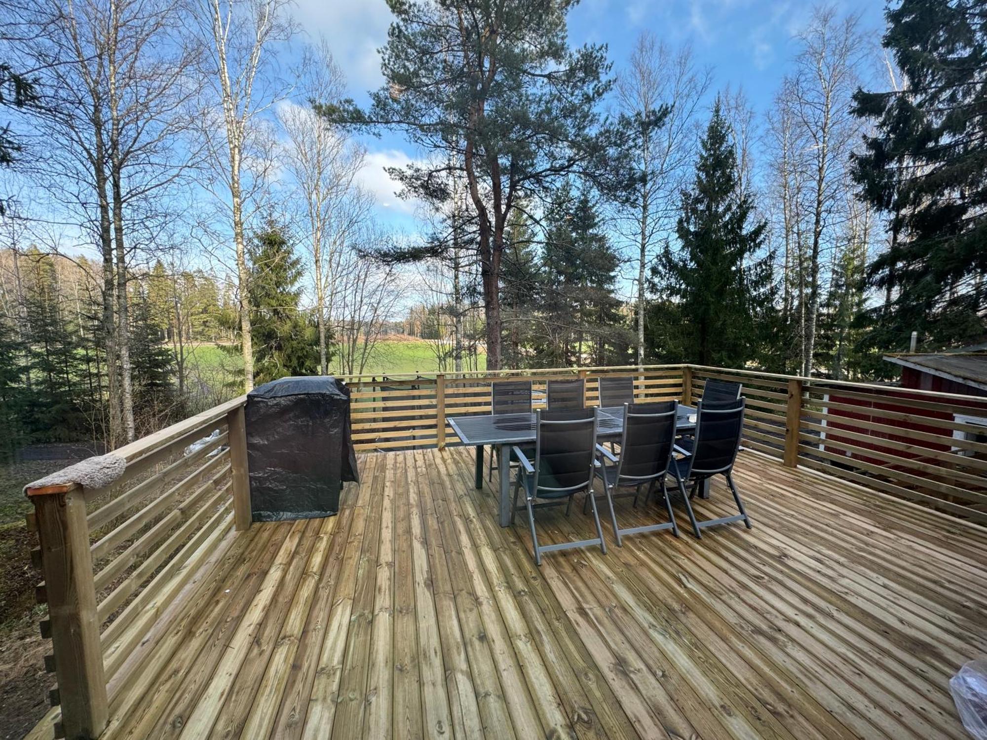 Mysig Stuga I Naevesta Örebro Esterno foto