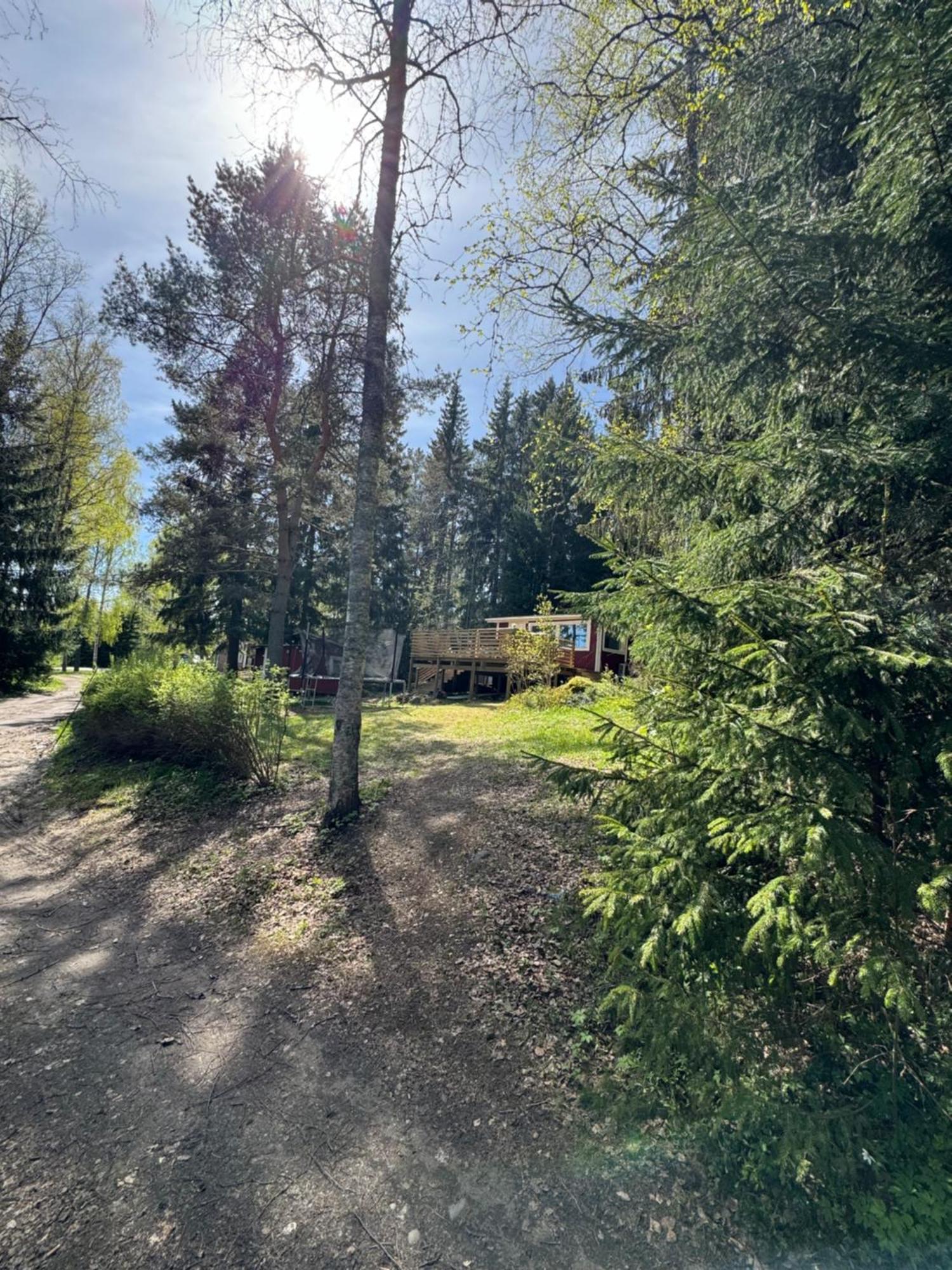Mysig Stuga I Naevesta Örebro Esterno foto