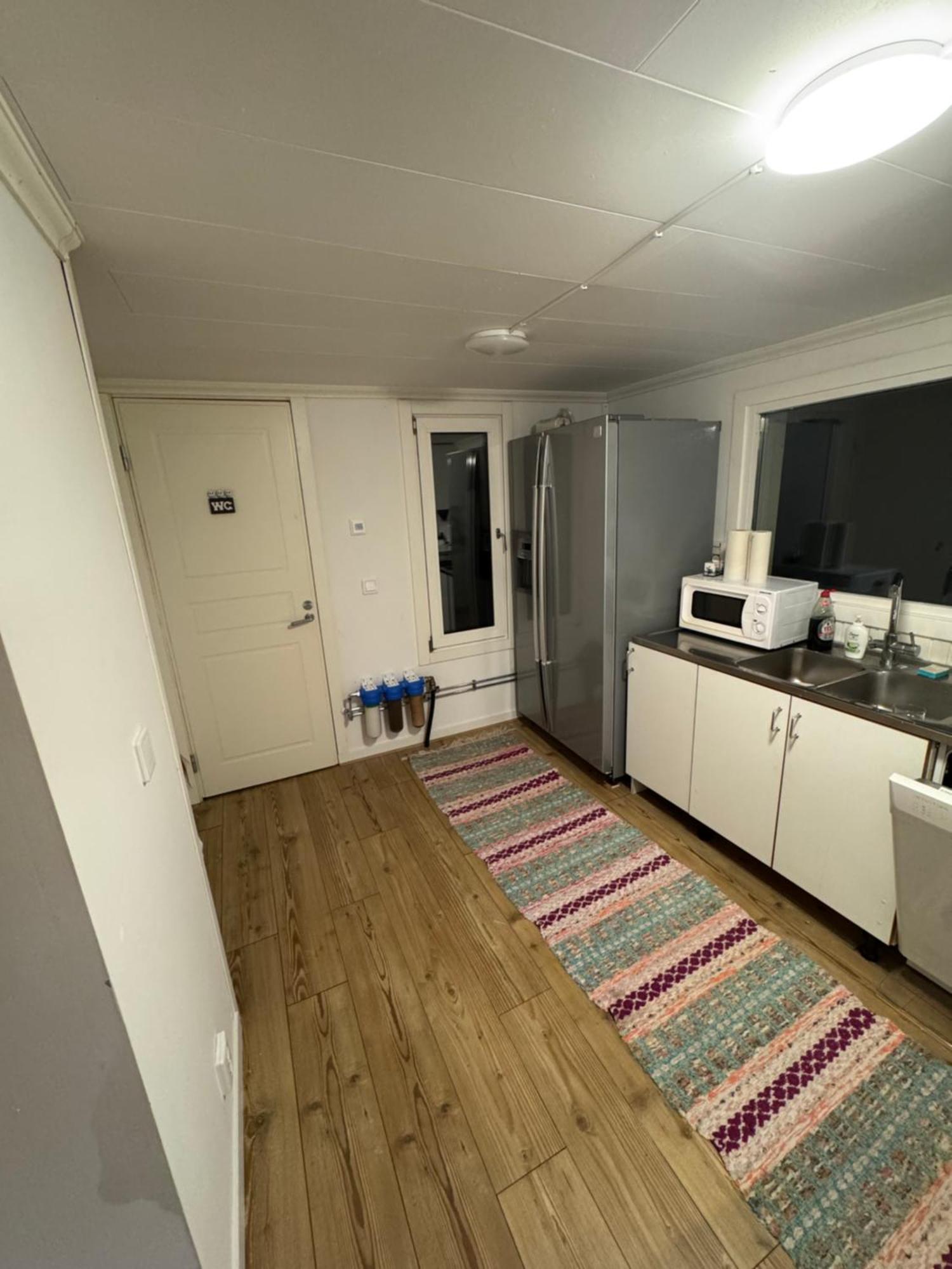 Mysig Stuga I Naevesta Örebro Esterno foto
